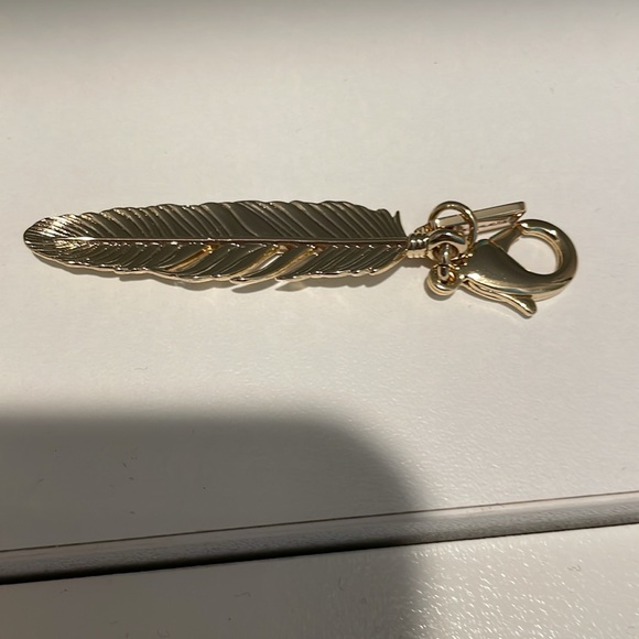 Coach Gold Feather Charm - Picture 2 of 3